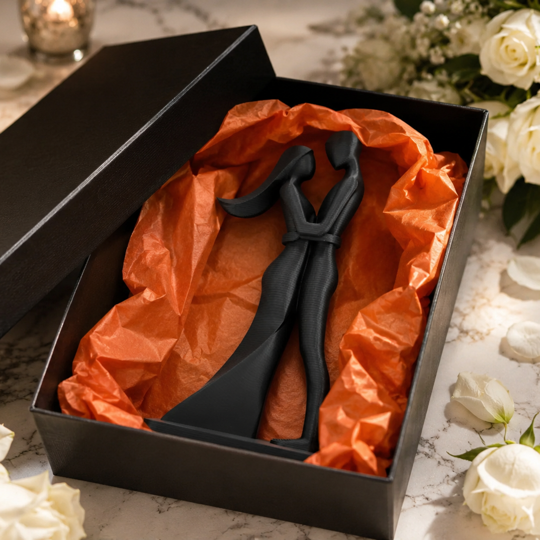 Abstract Couple Statue — 3D Printed Matte Black  | Home Decor & Romantic Gift | 8 inch / 20cm